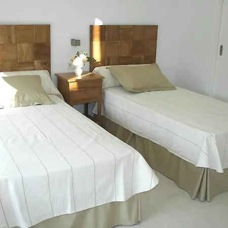 Terra Вилла Кала-эн-Бланес